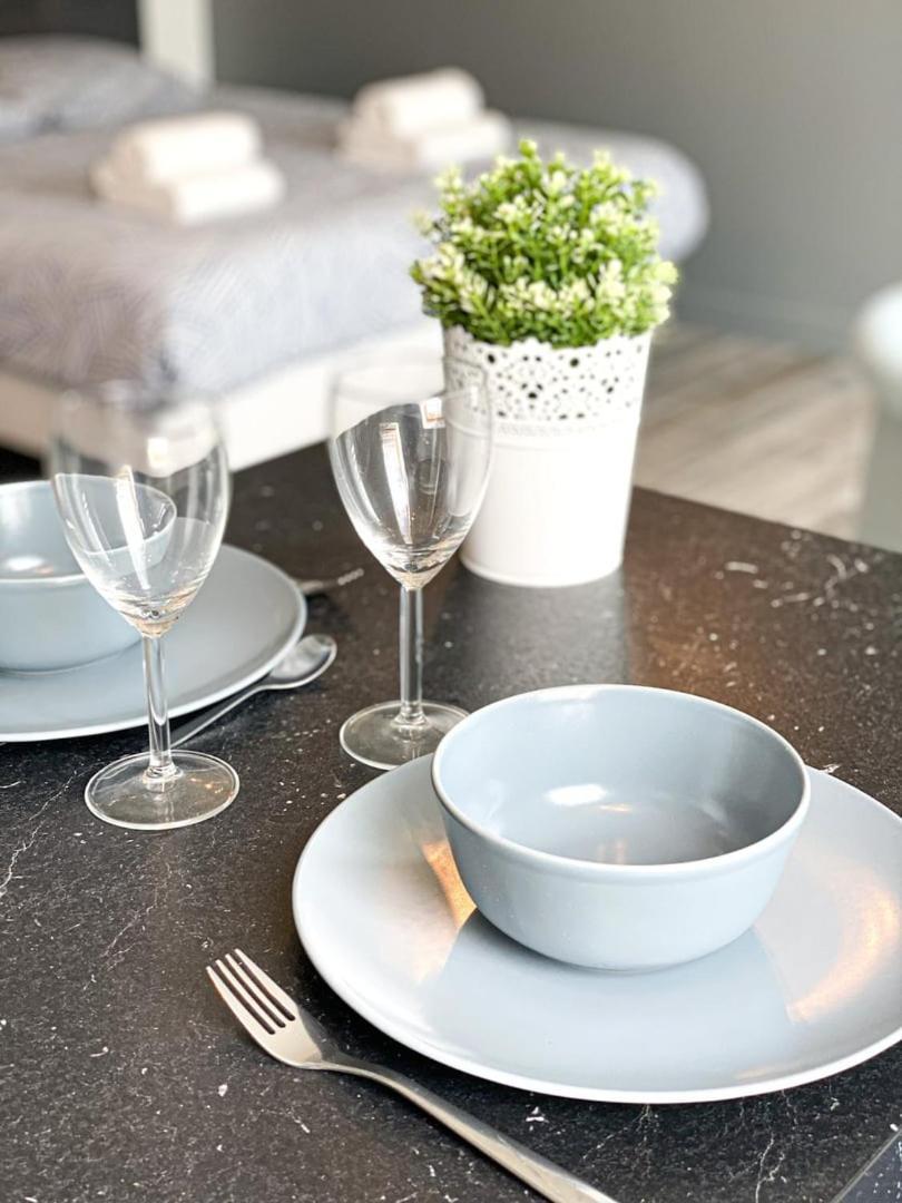 Masse Studio Cosy — Caen Apartment ภายนอก รูปภาพ