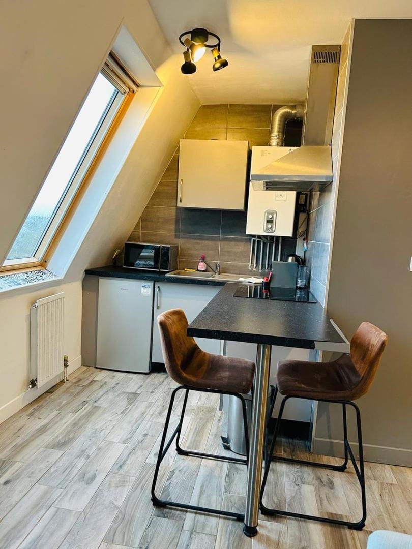Masse Studio Cosy — Caen Apartment ภายนอก รูปภาพ