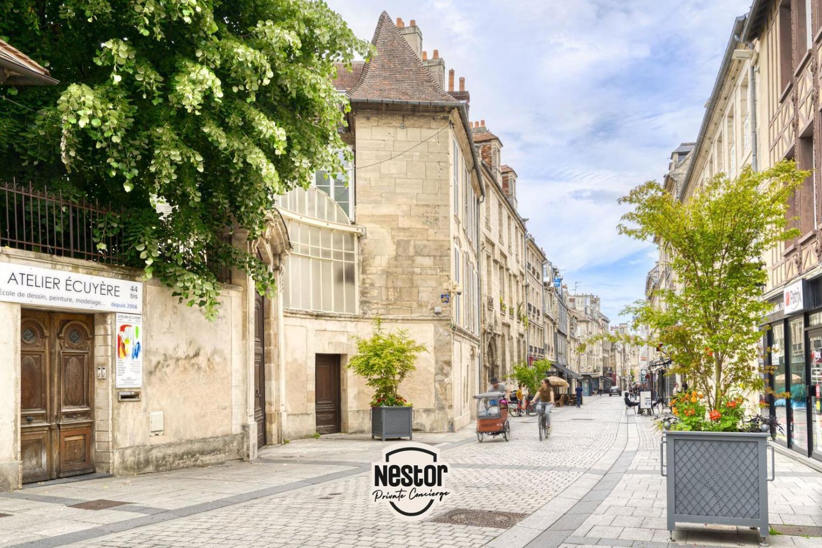 Masse Studio Cosy — Caen Apartment ภายนอก รูปภาพ